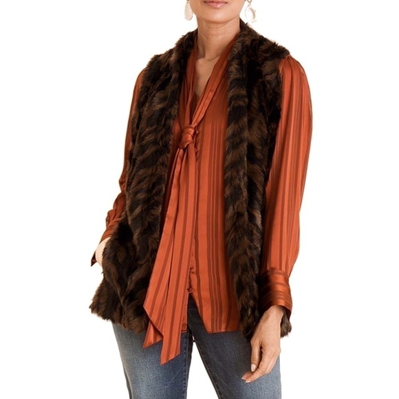 CHICO'S Terracotta Shadow Stripe Satin with Scarf Tie Buttons Top Blouse NWOT - Picture 8 of 10